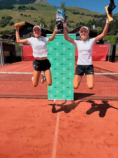 ITF Juniors J100: 1/4-Finale im Einzel und 1. Rang im Doppel (First Titel ITF!).